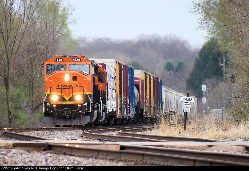 BNSF 1436